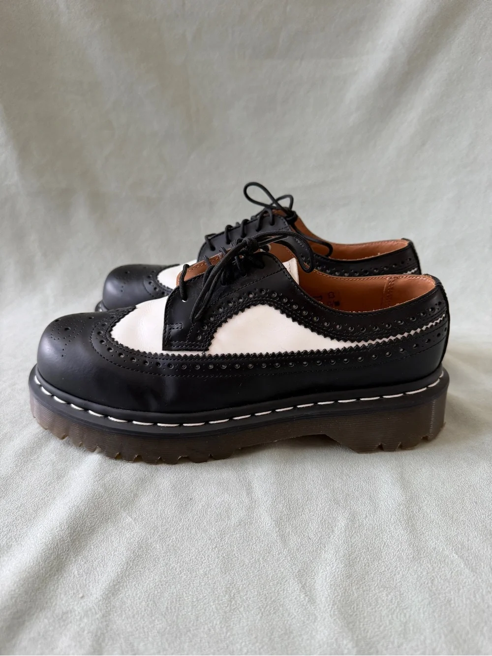 Dr. Martens 3989 Brogue Casual Shoe - Black / White Men’s Size 7